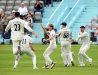 YorkshirePlayers-CelebrateWicket5-24-0624