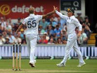 StokesBen-PopeOllis-CelebrateWicket1-21-0625