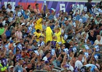HundredSupporters4-15-082
