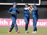 DerbyshirePlayers-CelebrateWicket6-13-0725
