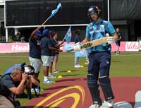 MalanDawid-TakeField1-13-0725