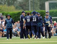 Yorkshire-CelebrateWicket6-12-0826