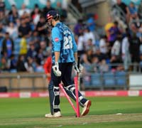 WhartonJames-Bowled1-17-0725