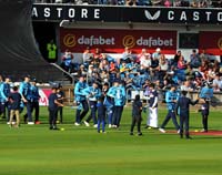 YorkshirePlayers-TakeField1-30-0525