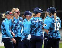 YorkshireWomen-CelebrateWicket2-1-0625
