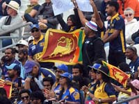 SriLanka-Supporters5-24-0926