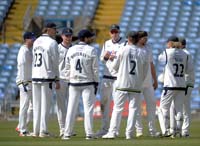 Yorkshire-CelebrateWicket1-10-0426