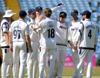 Yorkshire-CelebrateWicket5-24-0426